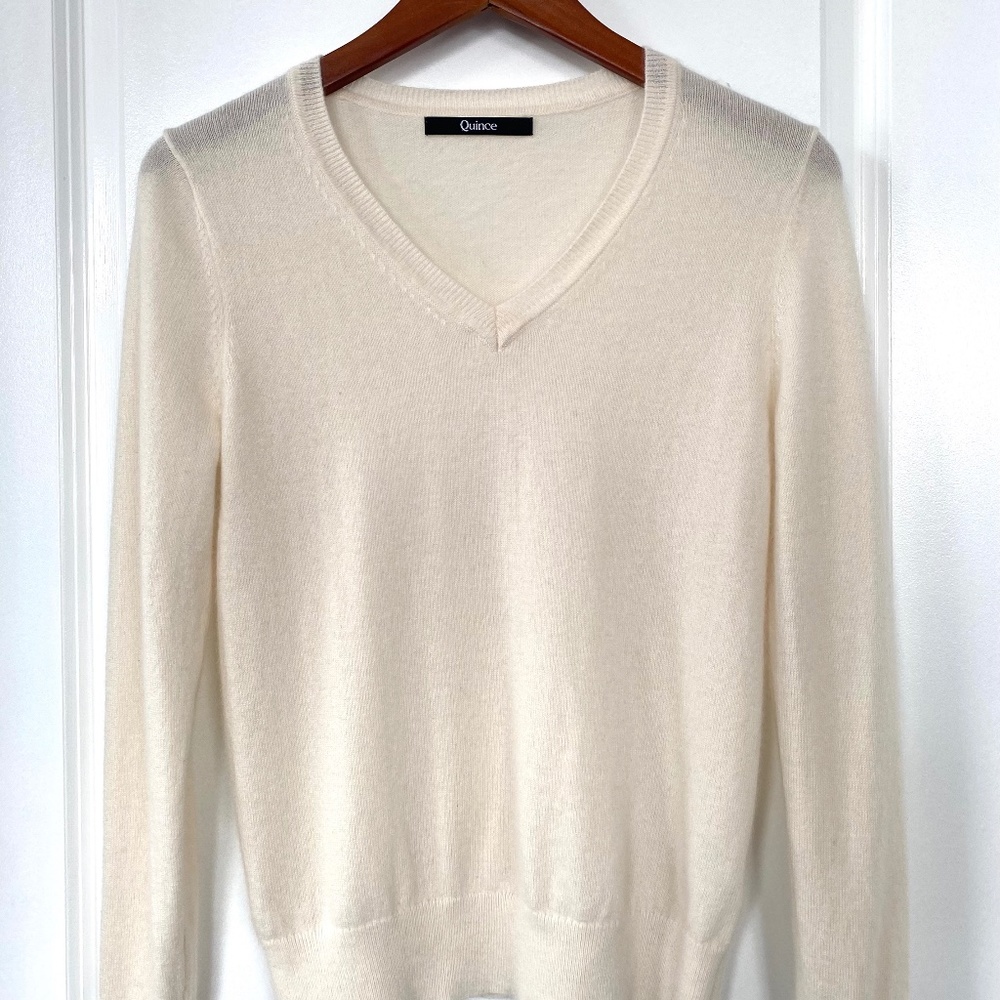 Quince Cashmere V-neck